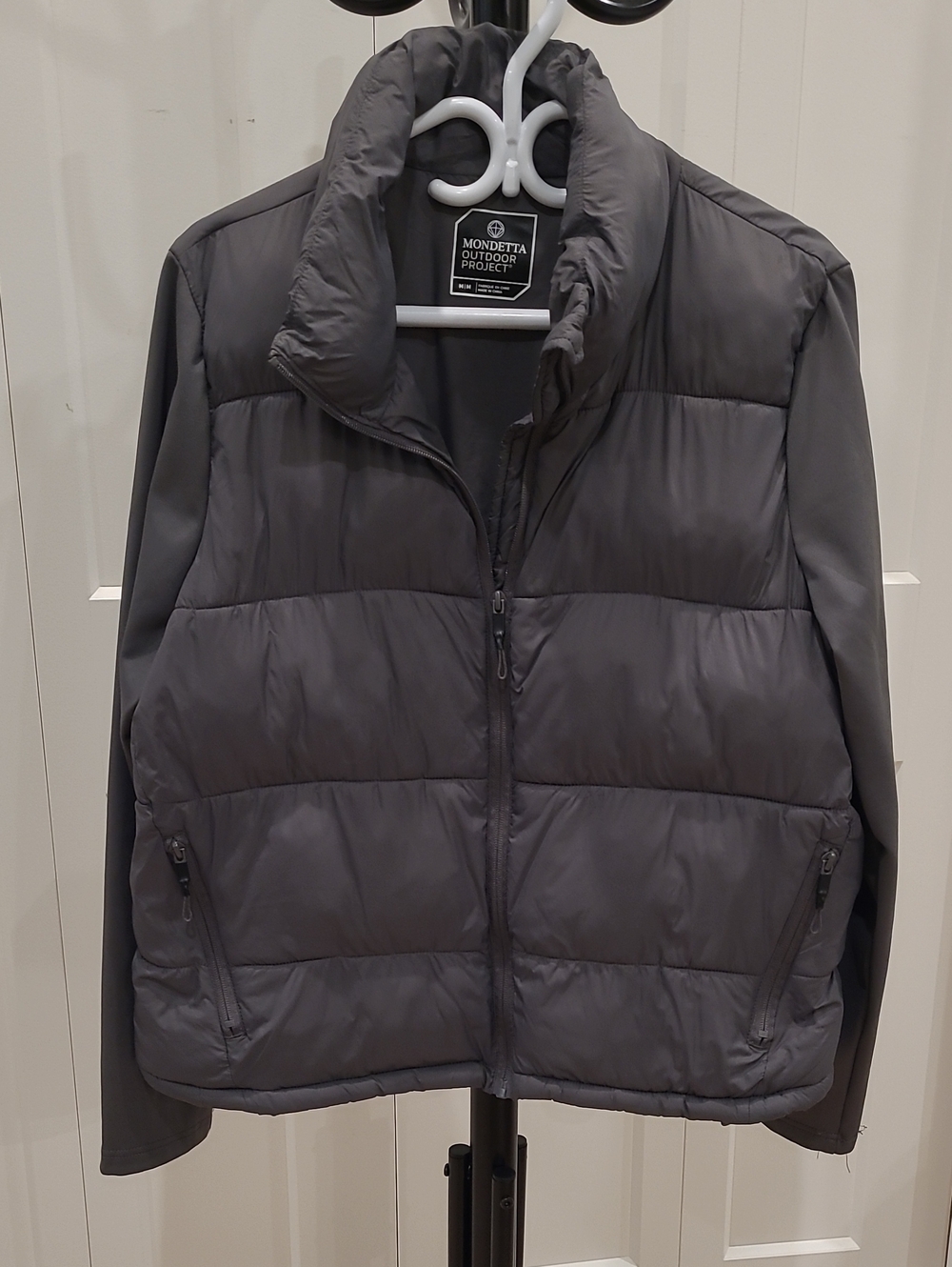 Mondetta Women's Charcoal Gray Puffer Jacket